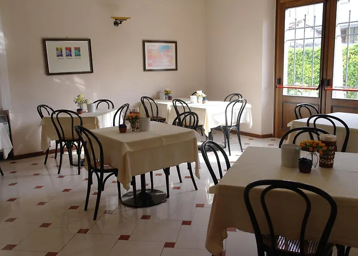 Hotel Armando\' S